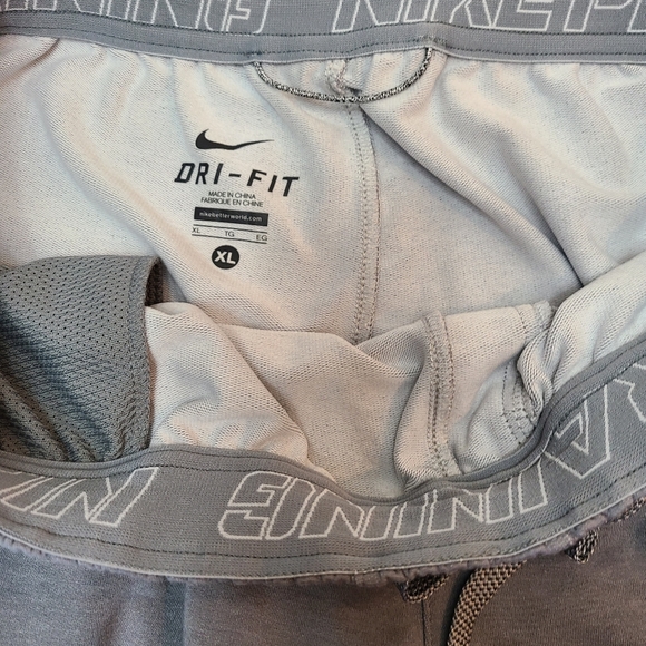 Nike Pro Training Dri-Fit Capri Pants XL - Picture 2 of 5